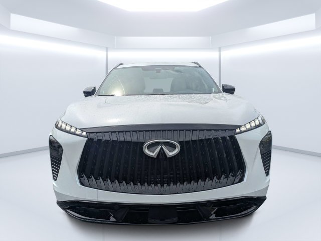 New 2027 RADIANT WHITE INFINITI Luxe AWD image 8