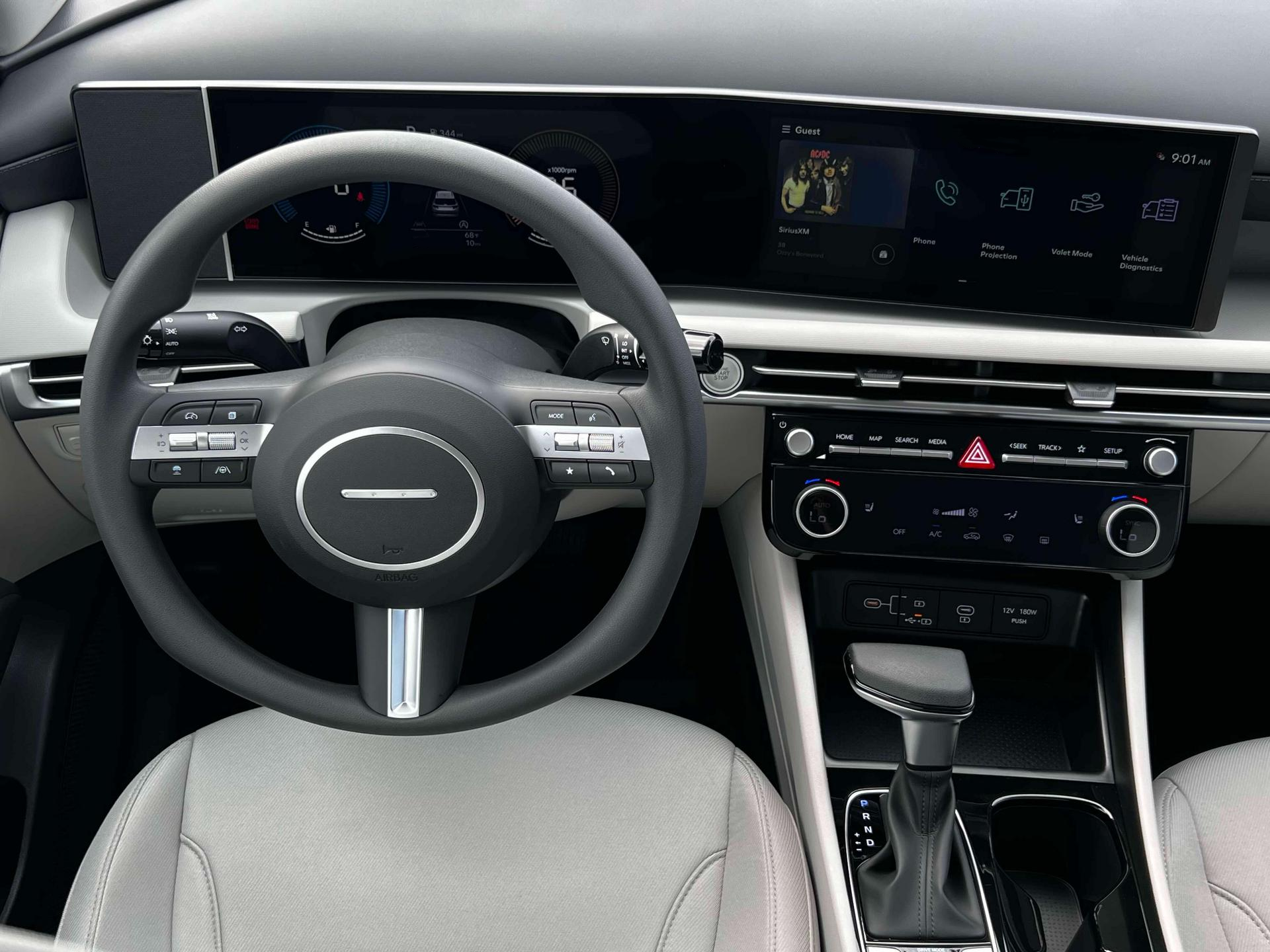 New 2026 White Hyundai SEL AWD image 17