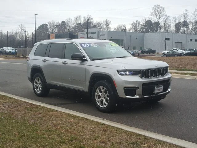 Used 2023 Silver Jeep Limited image 19