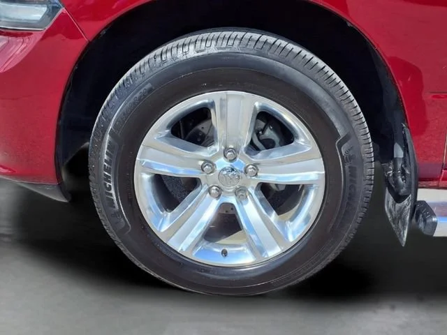 Used 2015  Ram Sport image 23