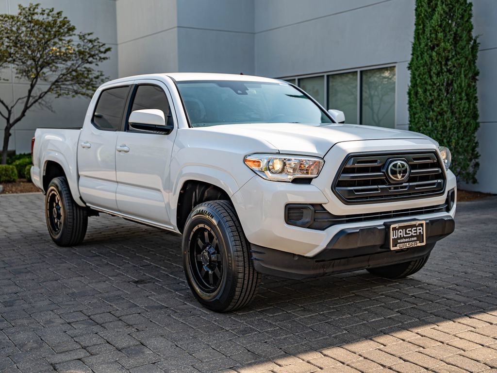Used 2018 Super White Toyota SR image 3