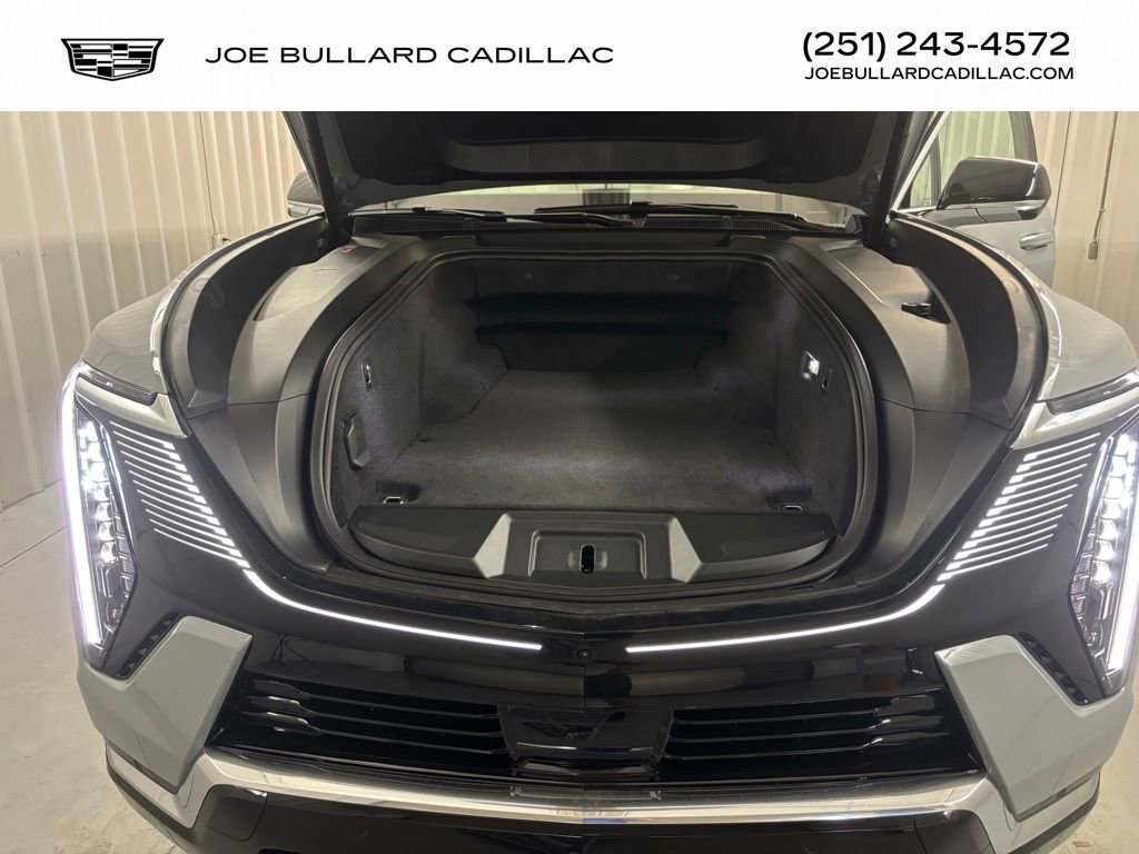 2026 Cadillac Escalade IQL Luxury - Photo 26