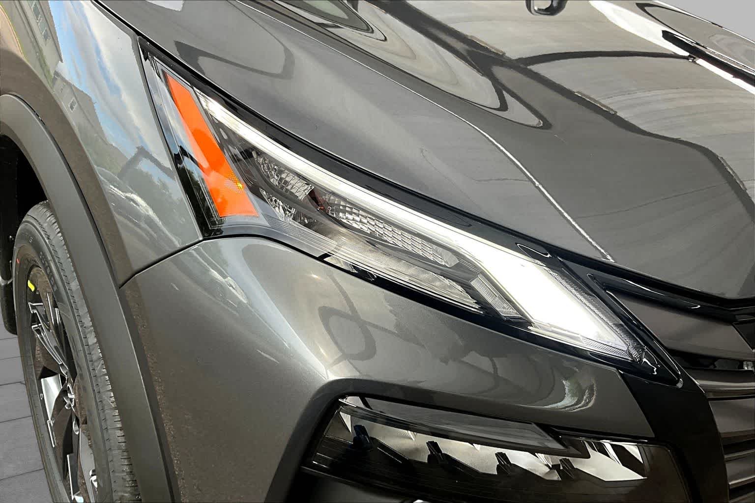 New 2026 Gun Metallic Nissan SV image 18