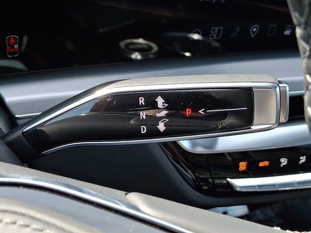 2026 Cadillac LYRIQ V Premium - Photo 16