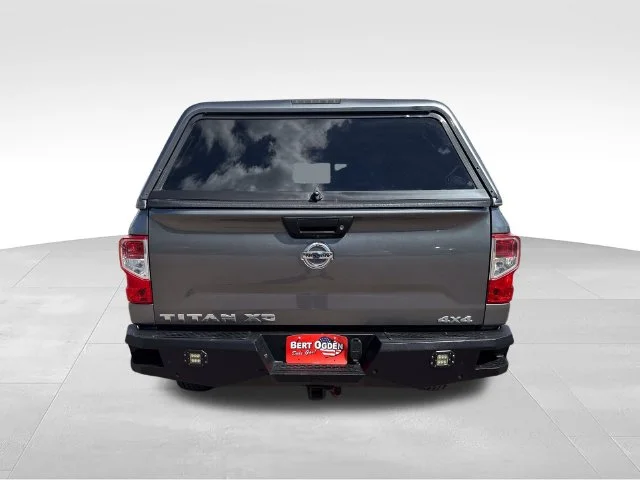 Used 2019 Gray Nissan S image 6