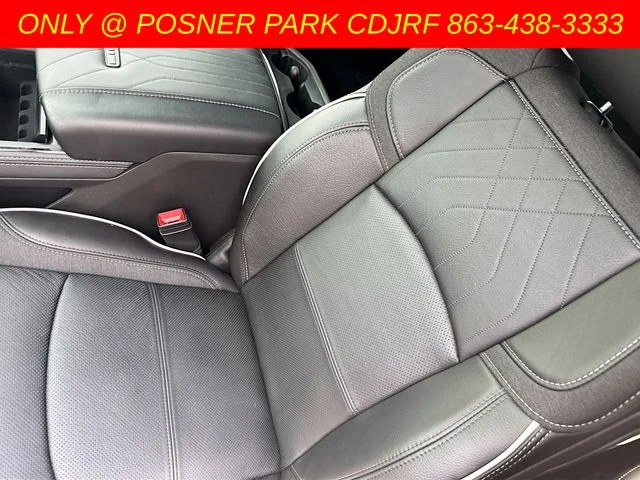 New 2026 Diamond Black Crystal Pearl-Coat Exterior Paint RAM Limited image 23