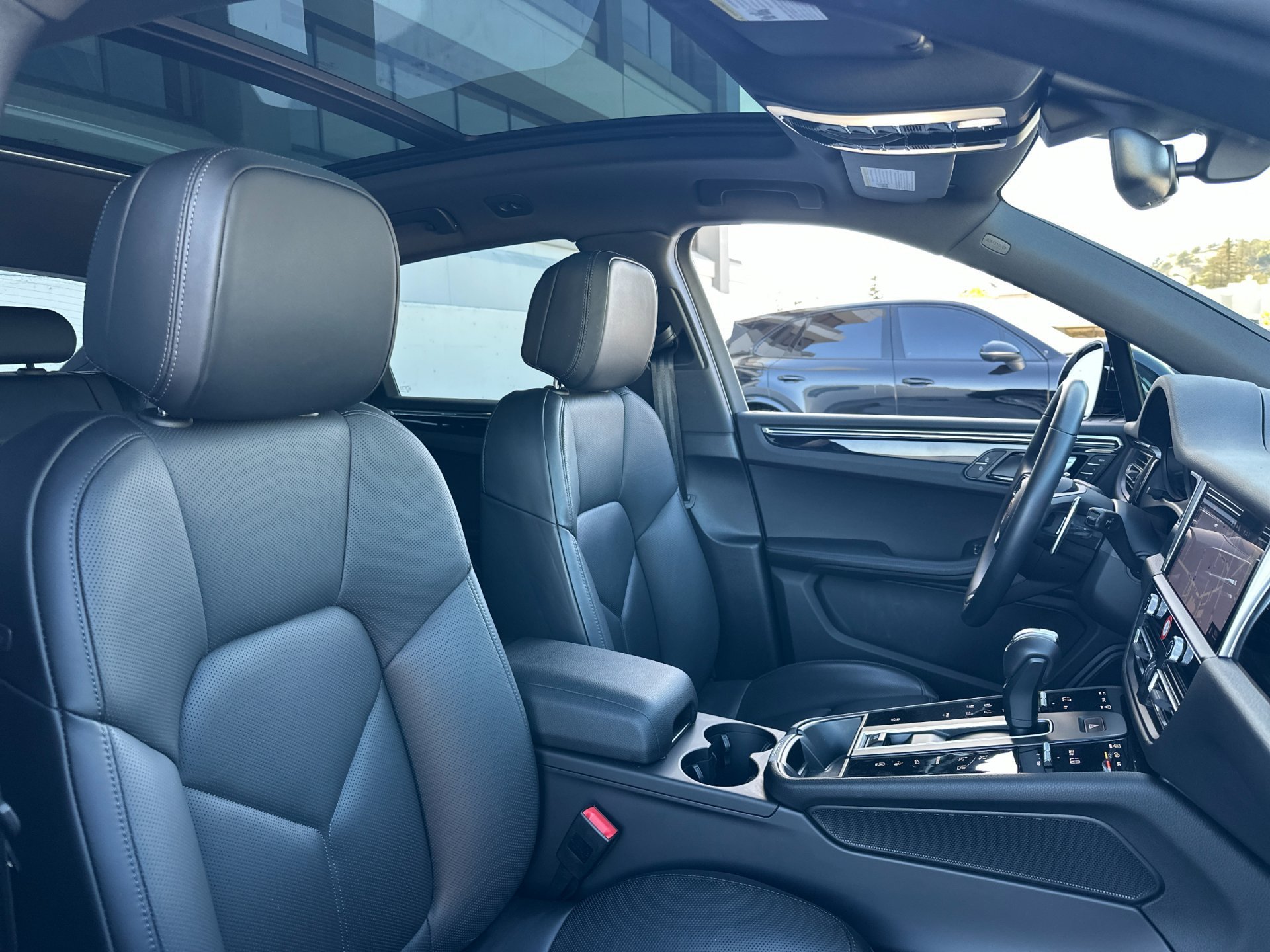 Used 2026 Black Porsche AWD image 27