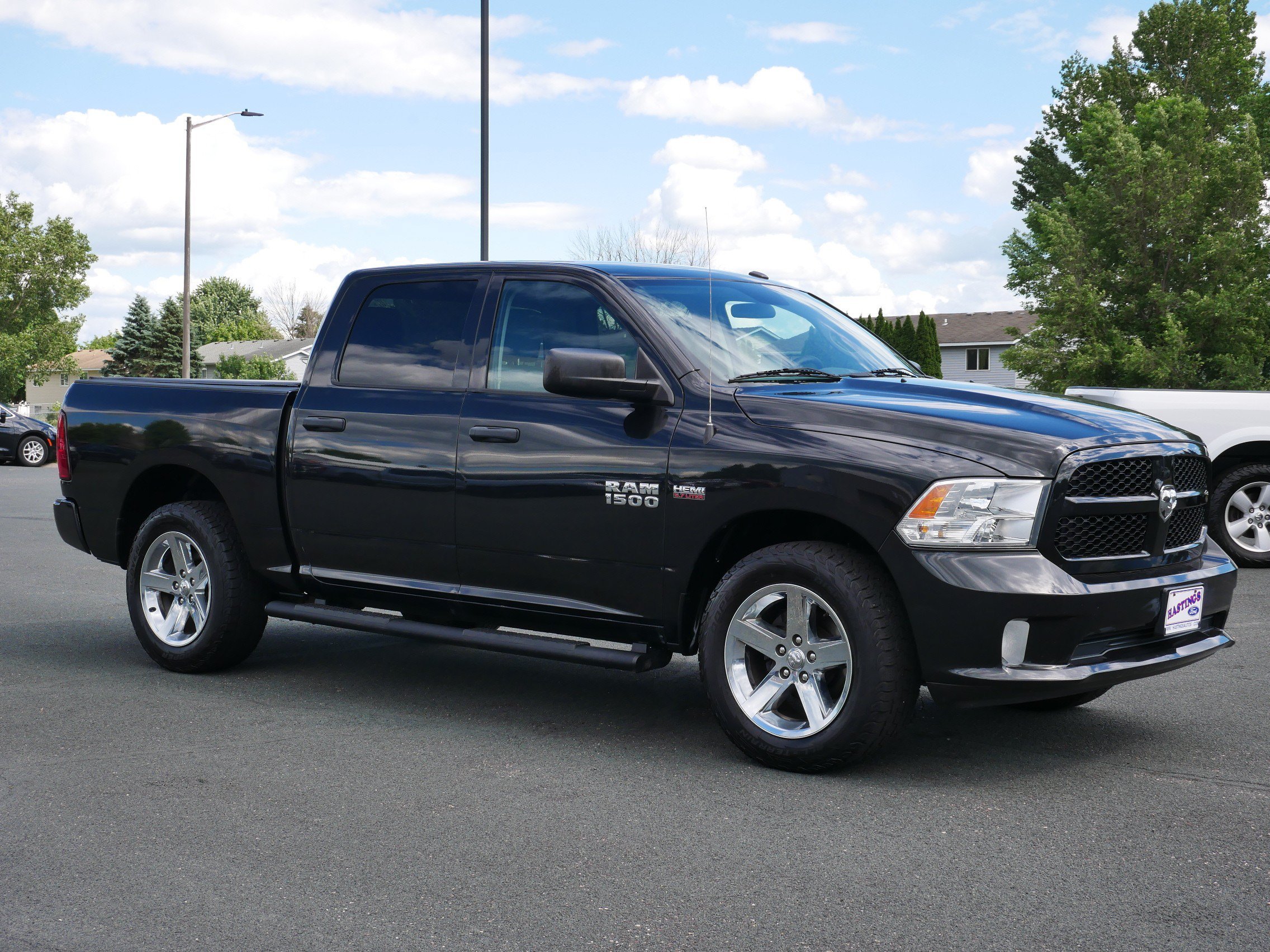 Used 2017 Brilliant Black Crystal Pearlcoat Ram Express image 7