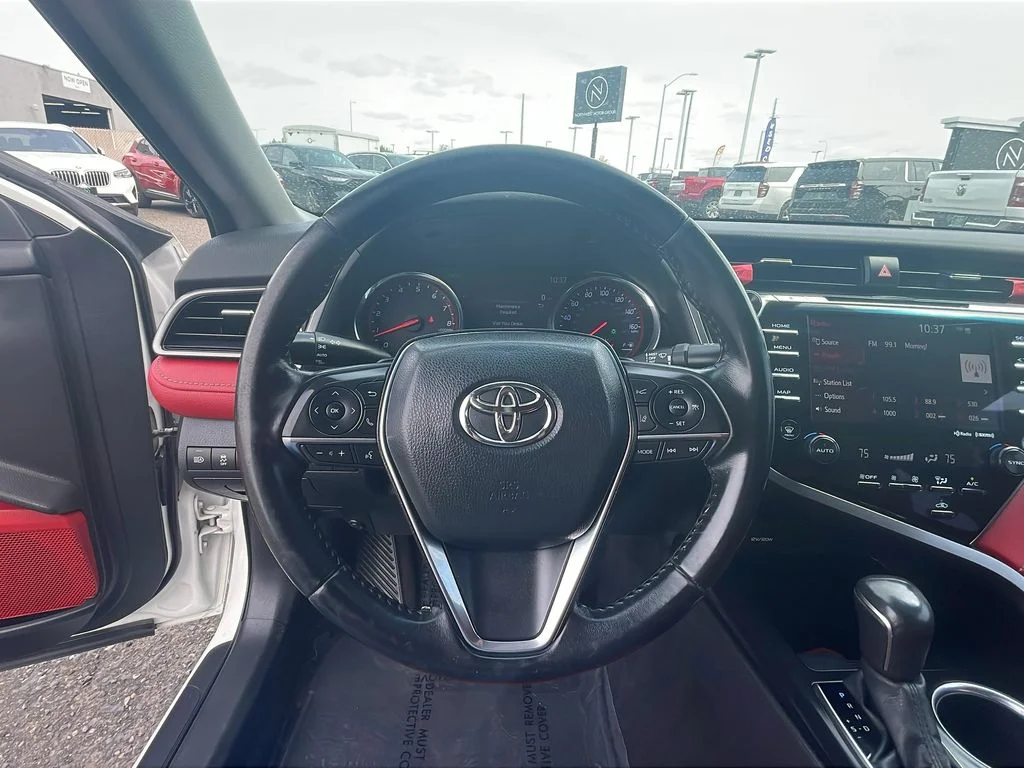 2020 Toyota Camry XSE - Photo 15