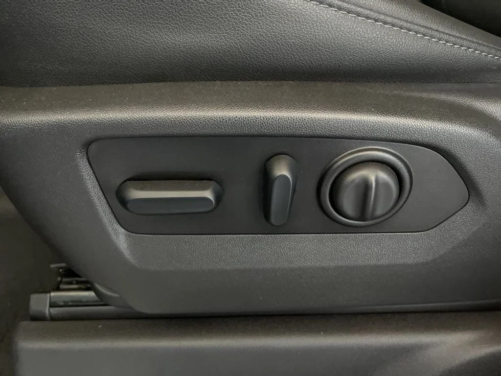 Used 2021 Black Chevrolet LTZ image 19