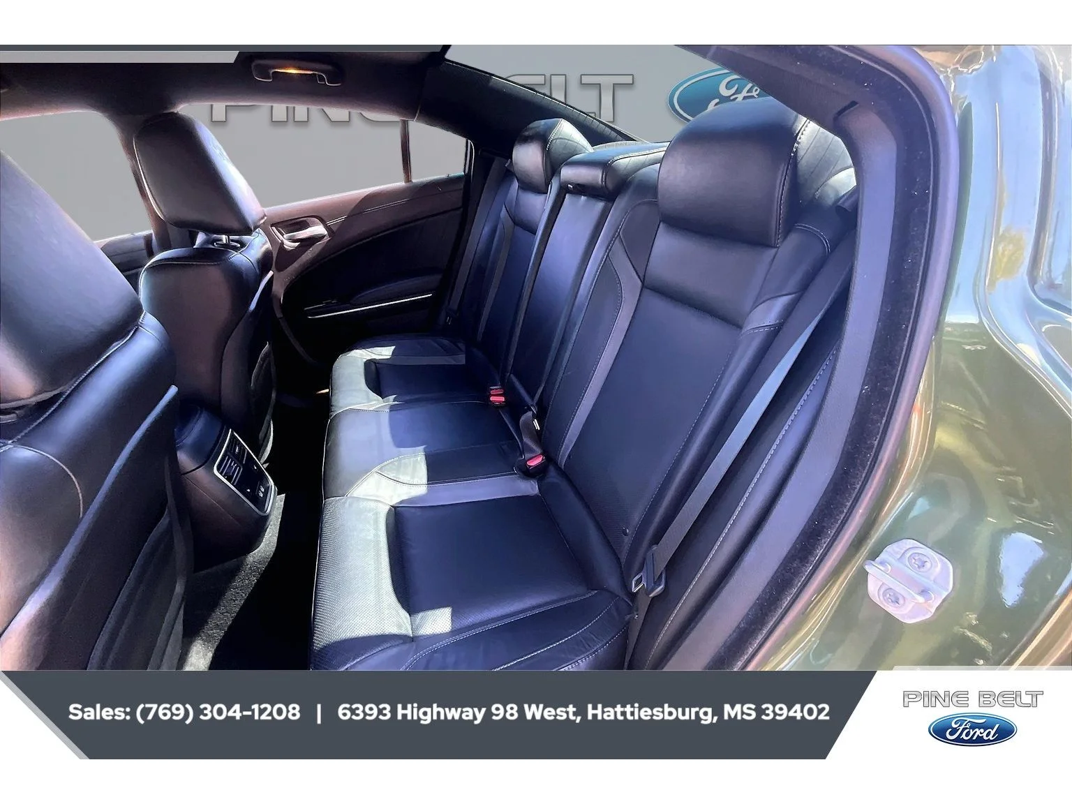 Used 2022 F8 Green Dodge SXT image 19
