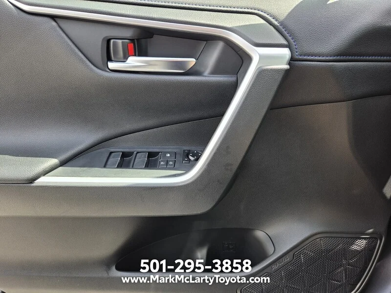Used 2020 Magnetic Gray Metallic TOYOTA HYBRID XSE AWD image 26