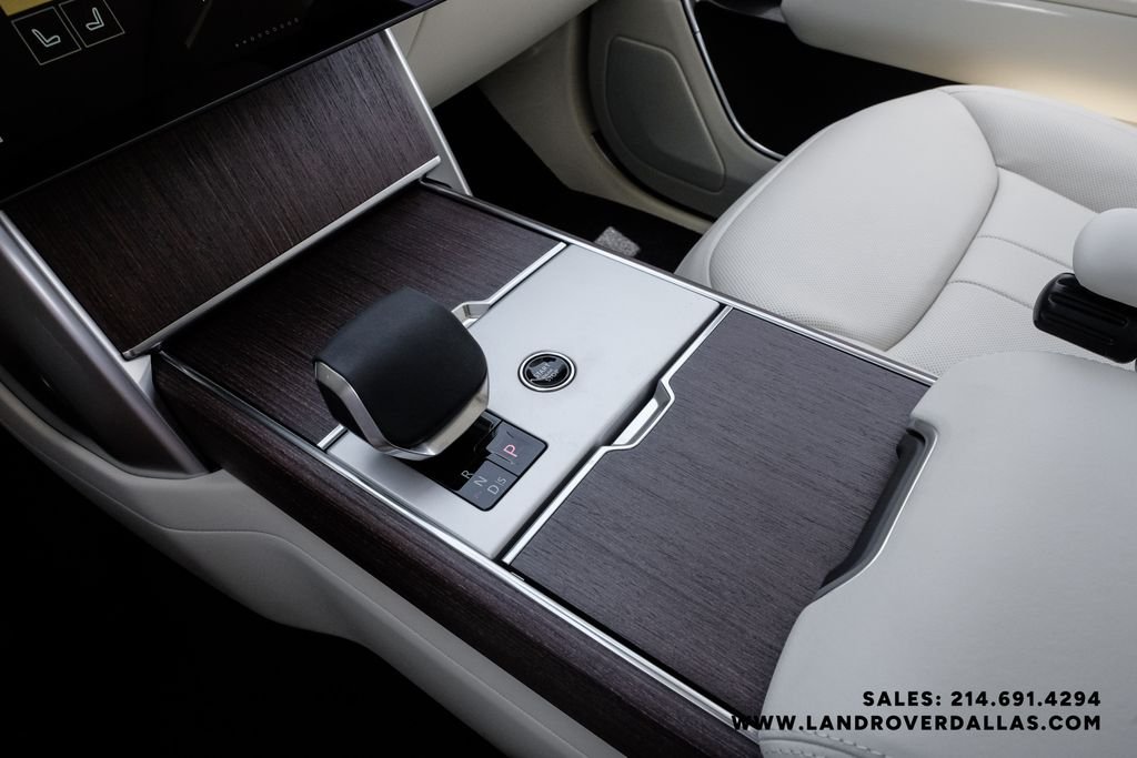 2026 Land Rover Range Rover SE - Photo 24