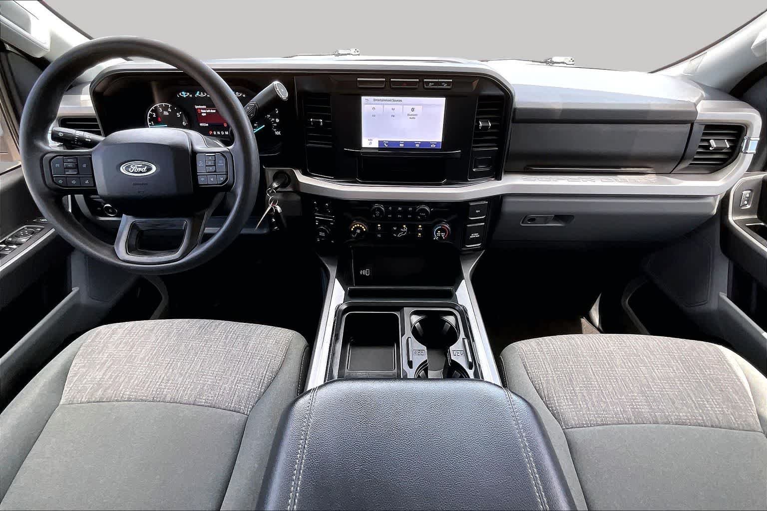 Used 2024 Oxford White Ford XLT image 15