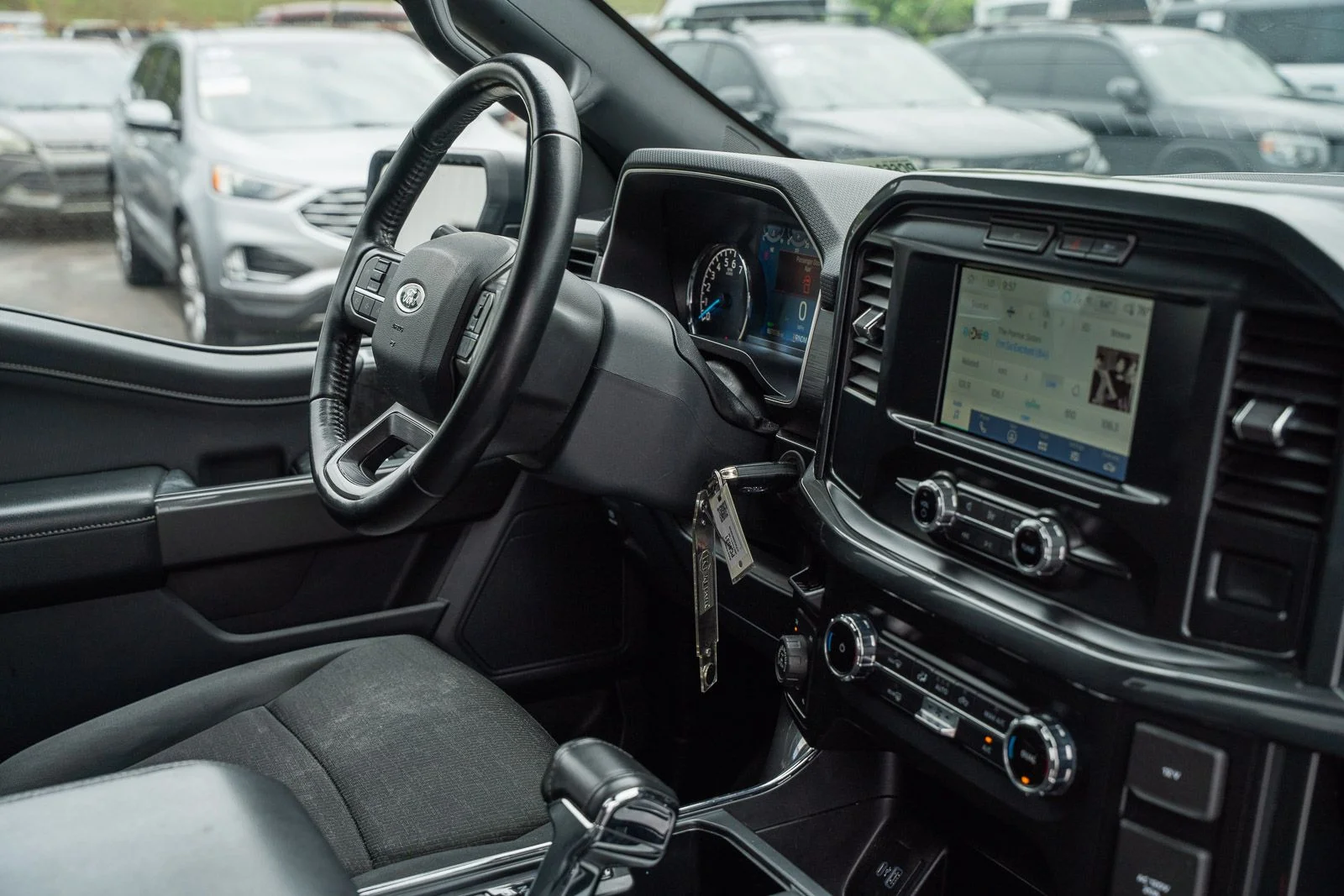 Used 2022  Ford XLT image 15