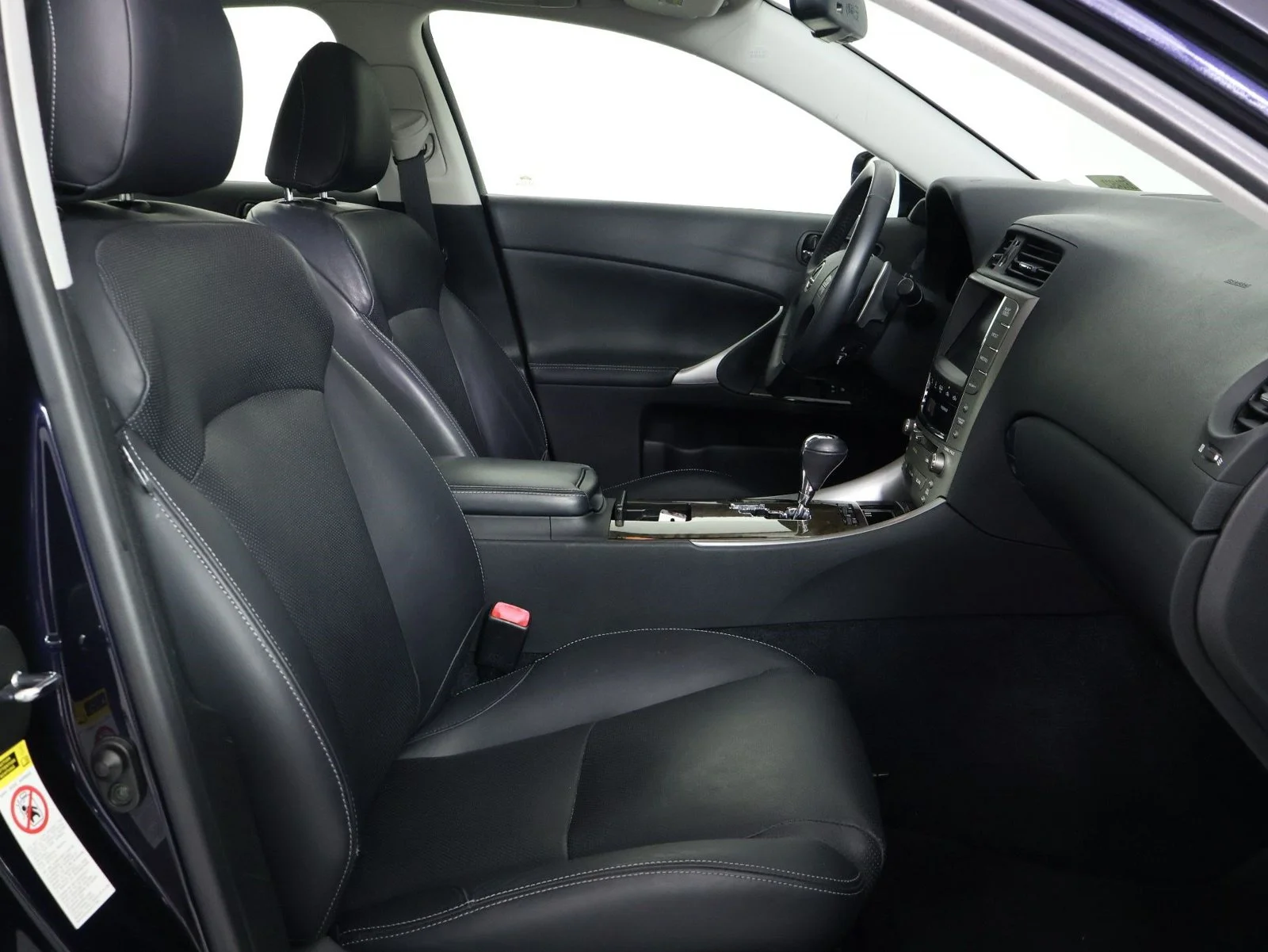 Used 2009 Black Lexus 250 image 29