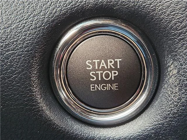 Used 2022 White Lexus 4x4 image 16
