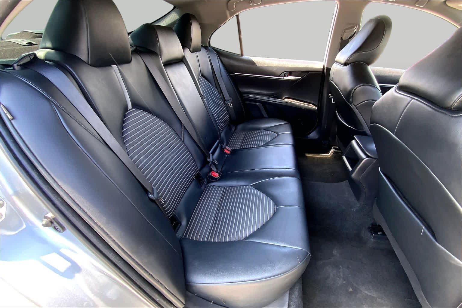 Used 2022 Celestial Silver Metallic Toyota SE image 19