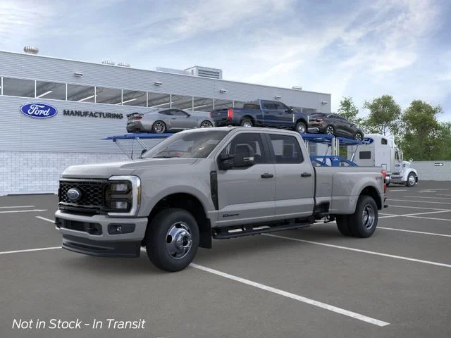 2026 Ford F-350 XL 4x4 Crew Cab 8' Box DRW's photo