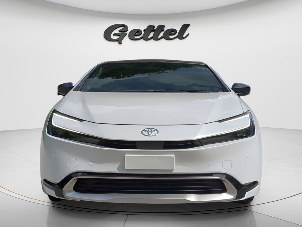 2025 Toyota Prius XSE - Photo 9