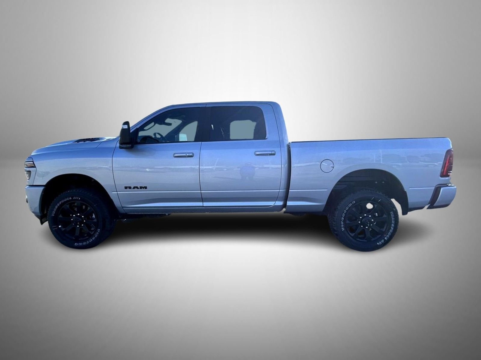 New 2026 Silver-Zynith Exterior Paint RAM Laramie image 8