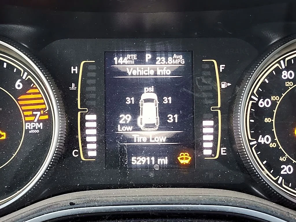 2020 Jeep Cherokee Latitude - Photo 8
