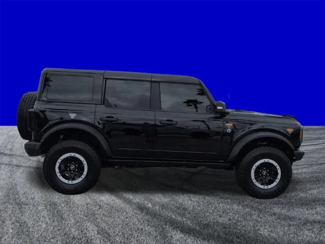 Certified Used 2025 Shadow Black Ford Badlands image 3