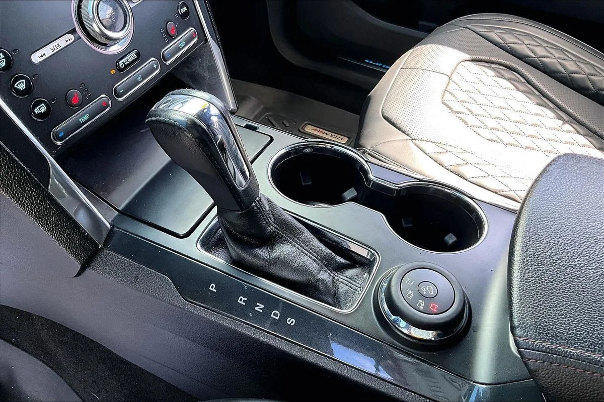Used 2019 White Ford Sport image 18
