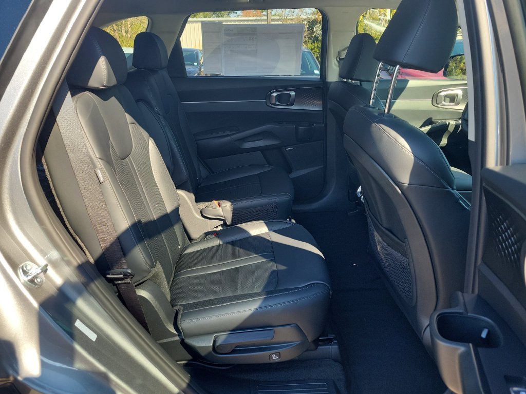 New 2026 Steel Gray Kia EX image 12