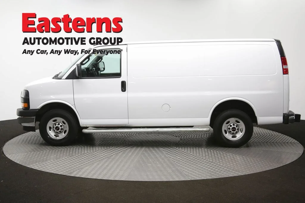 Used 2024 White GMC Work Van image 57