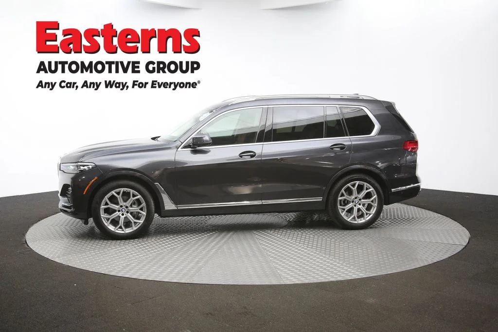 Used 2022 Gray BMW xDrive40i image 59