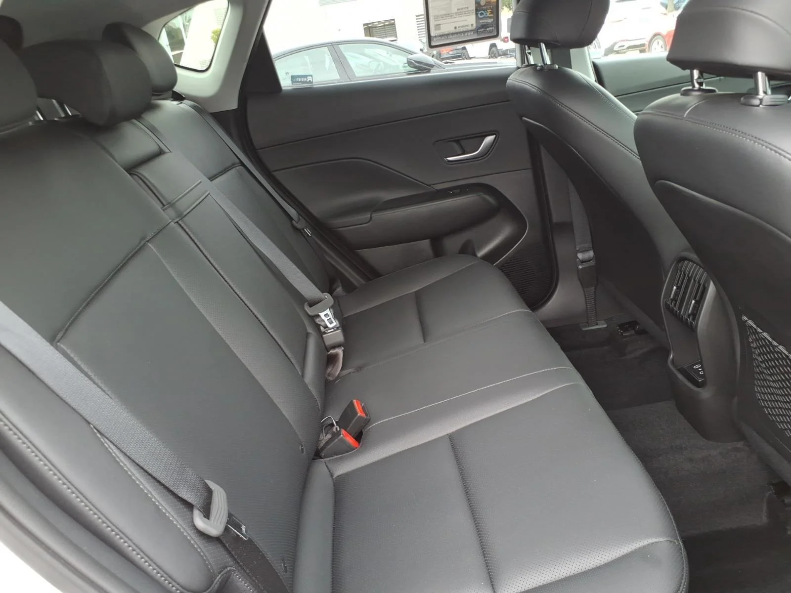 Used 2026 Atlas White Hyundai Limited image 27