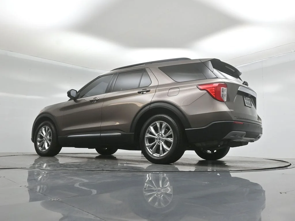 Used 2021 Gray Ford XLT image 49