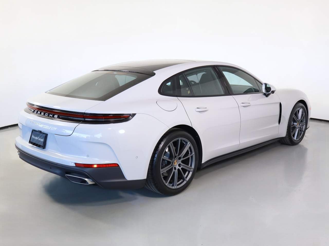 New 2026 Chalk Porsche  image 7