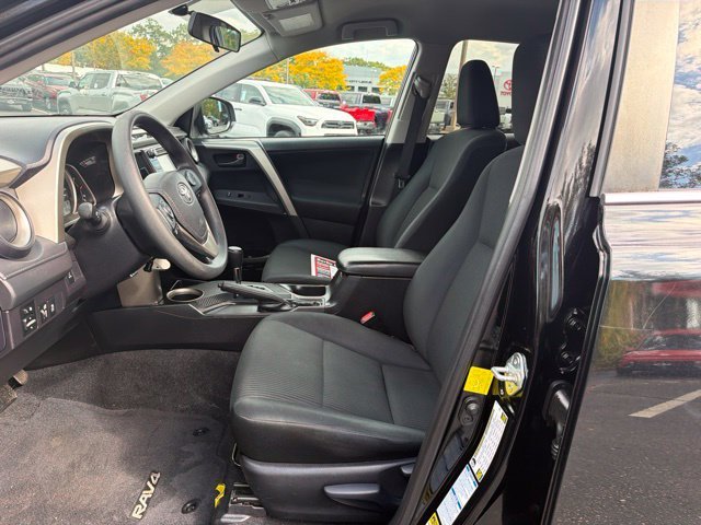 Used 2015 Black Toyota LE image 10