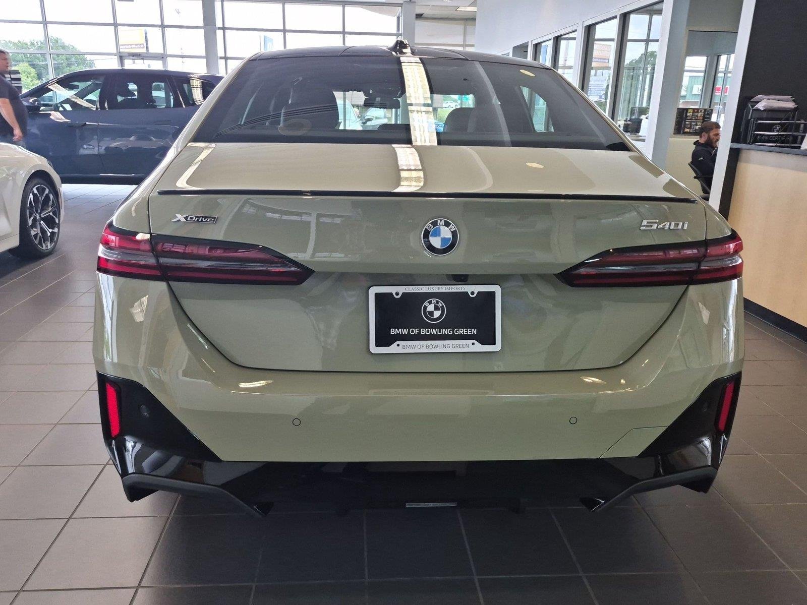 New 2027 Special Order Color BMW 540i xDrive image 4