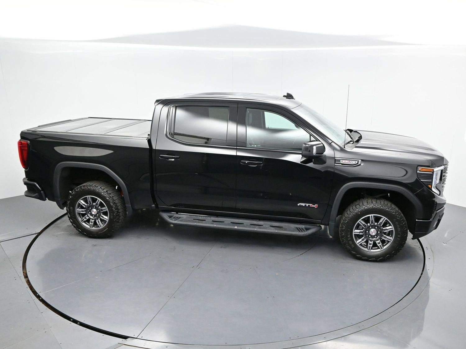 Used 2024 Onyx Black GMC AT4 image 38