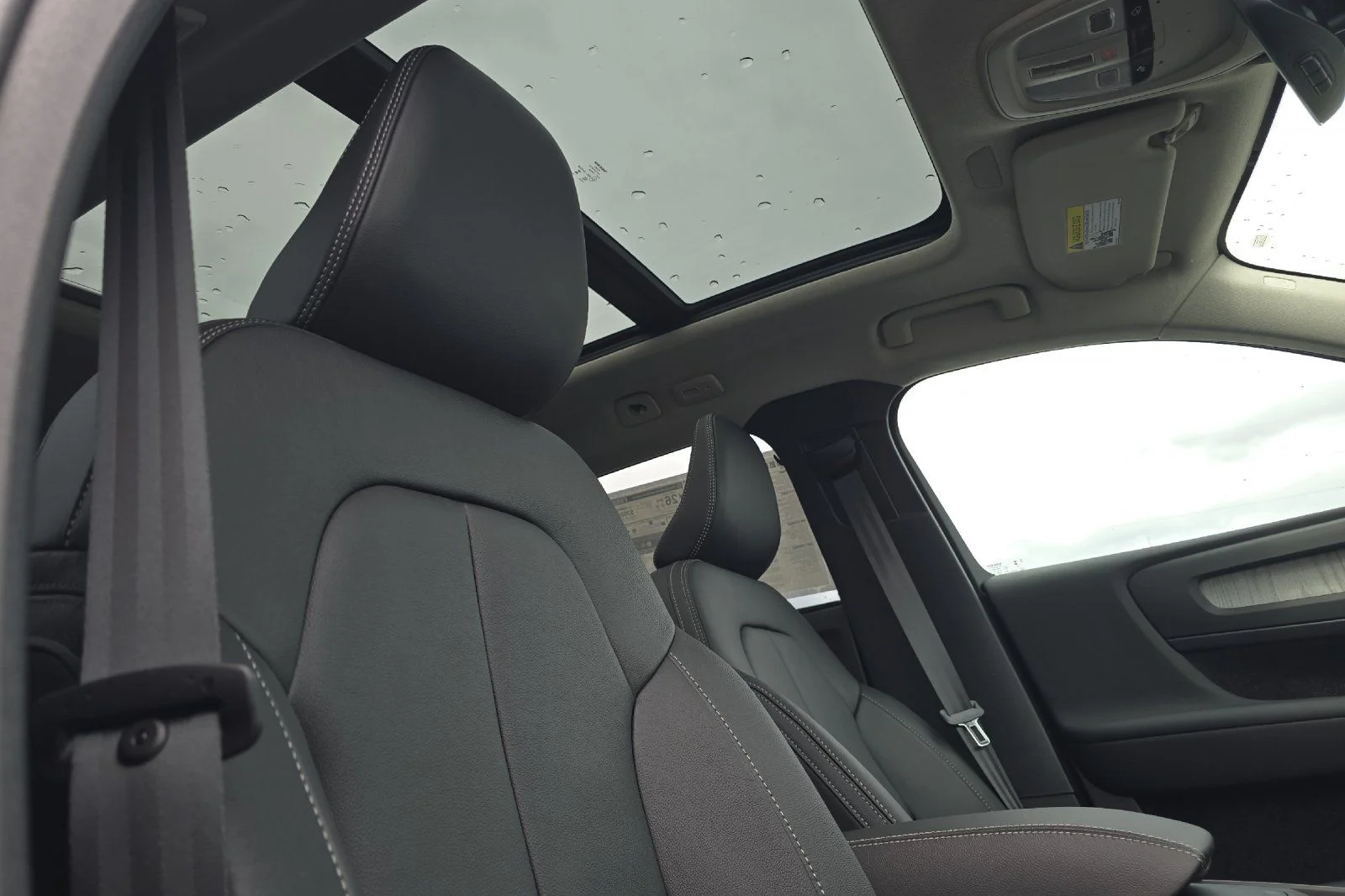 New 2026 Crystal White Volvo Plus image 16