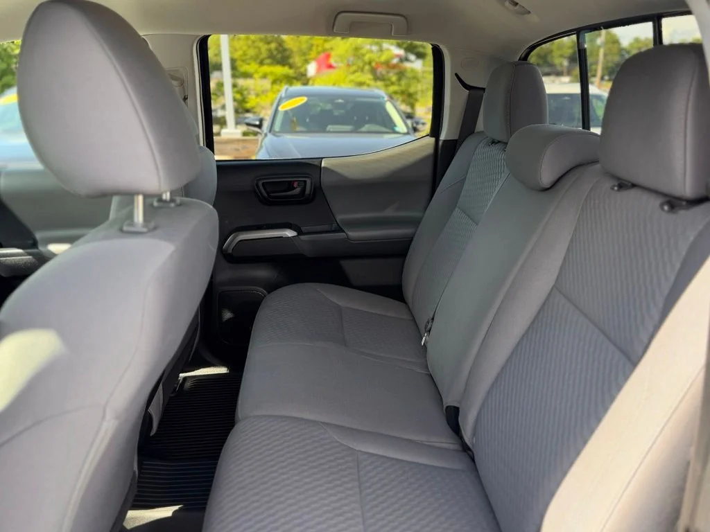Used 2023 Blue Toyota SR5 image 5