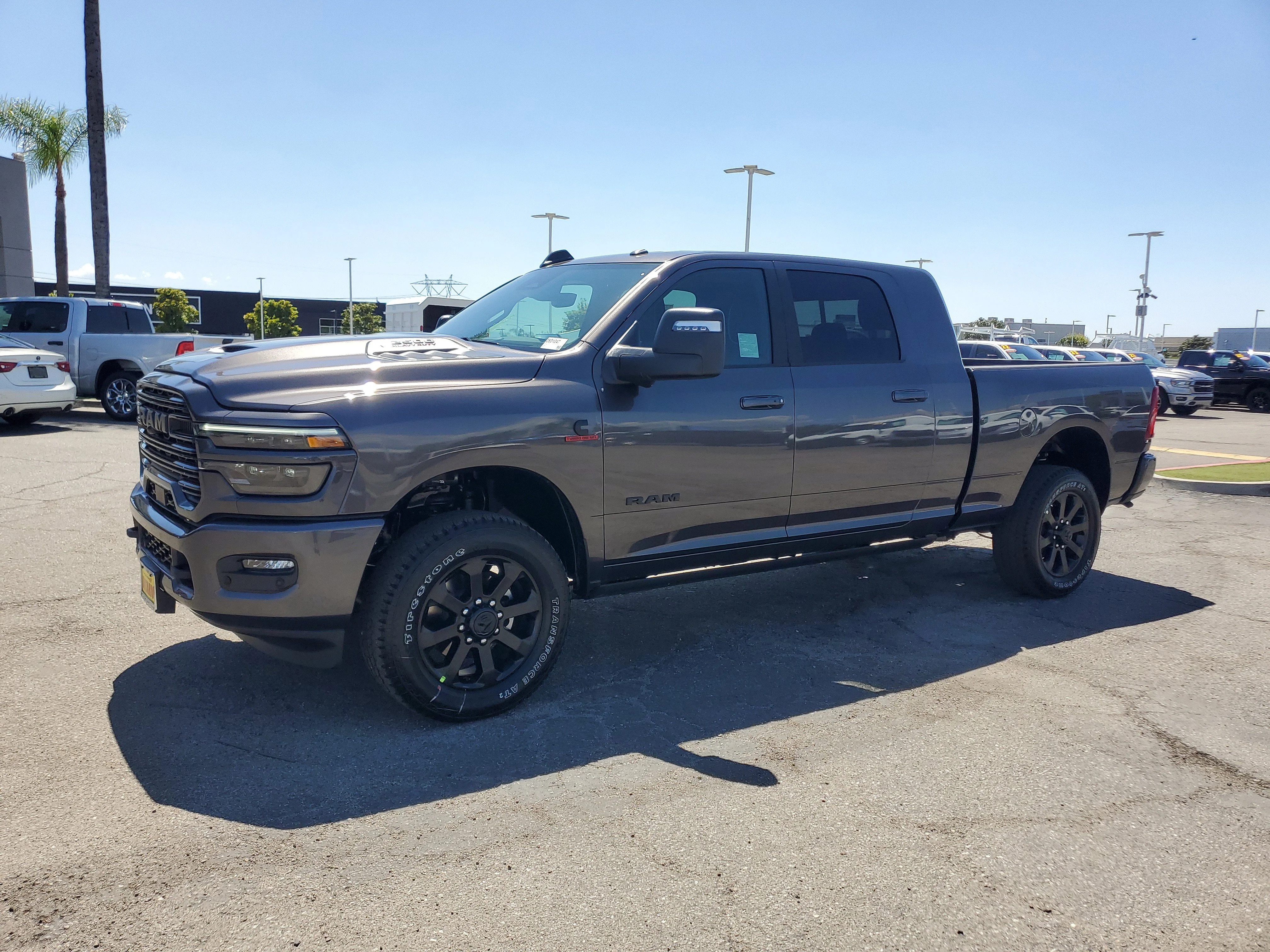 New 2026 Granite Crystal Metallic Clear-Coat Exterior Paint RAM Laramie image 6
