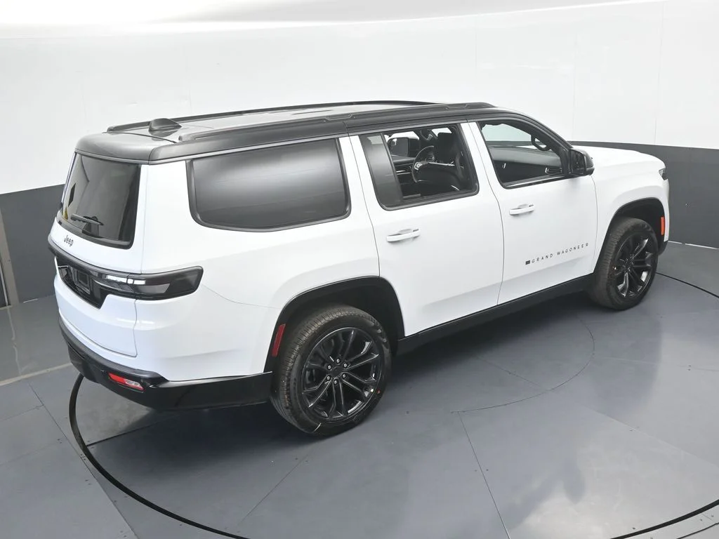 New 2026 Bright White Clearcoat Jeep Summit Obsidian image 51