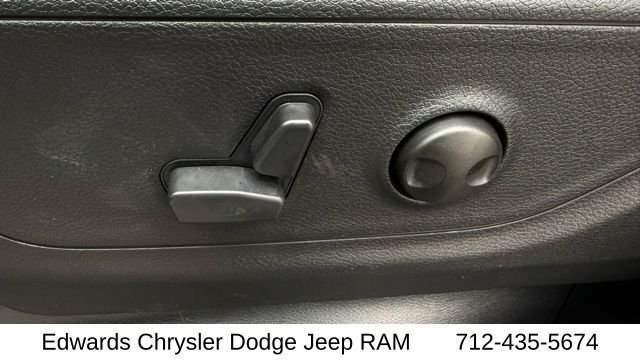 New 2026 Forged Blue Metallic Exterior Paint RAM Big Horn/Lone Star image 18
