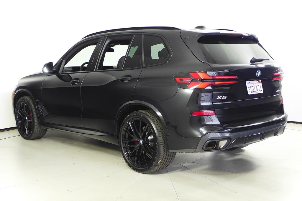 Used 2024 Black Sapphire Metallic BMW sDrive40i image 9