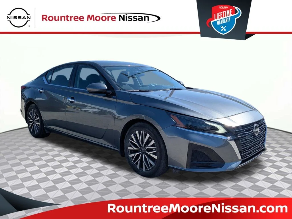 2023 Nissan Altima SV