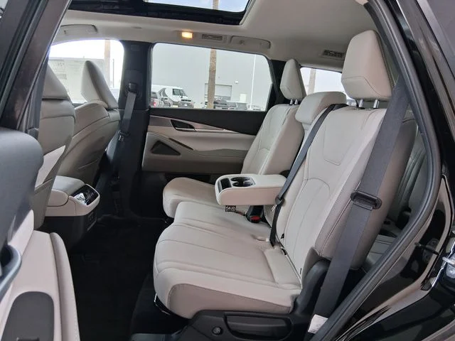 New 2027 BLACK OBSIDIAN INFINITI Pure FWD image 21