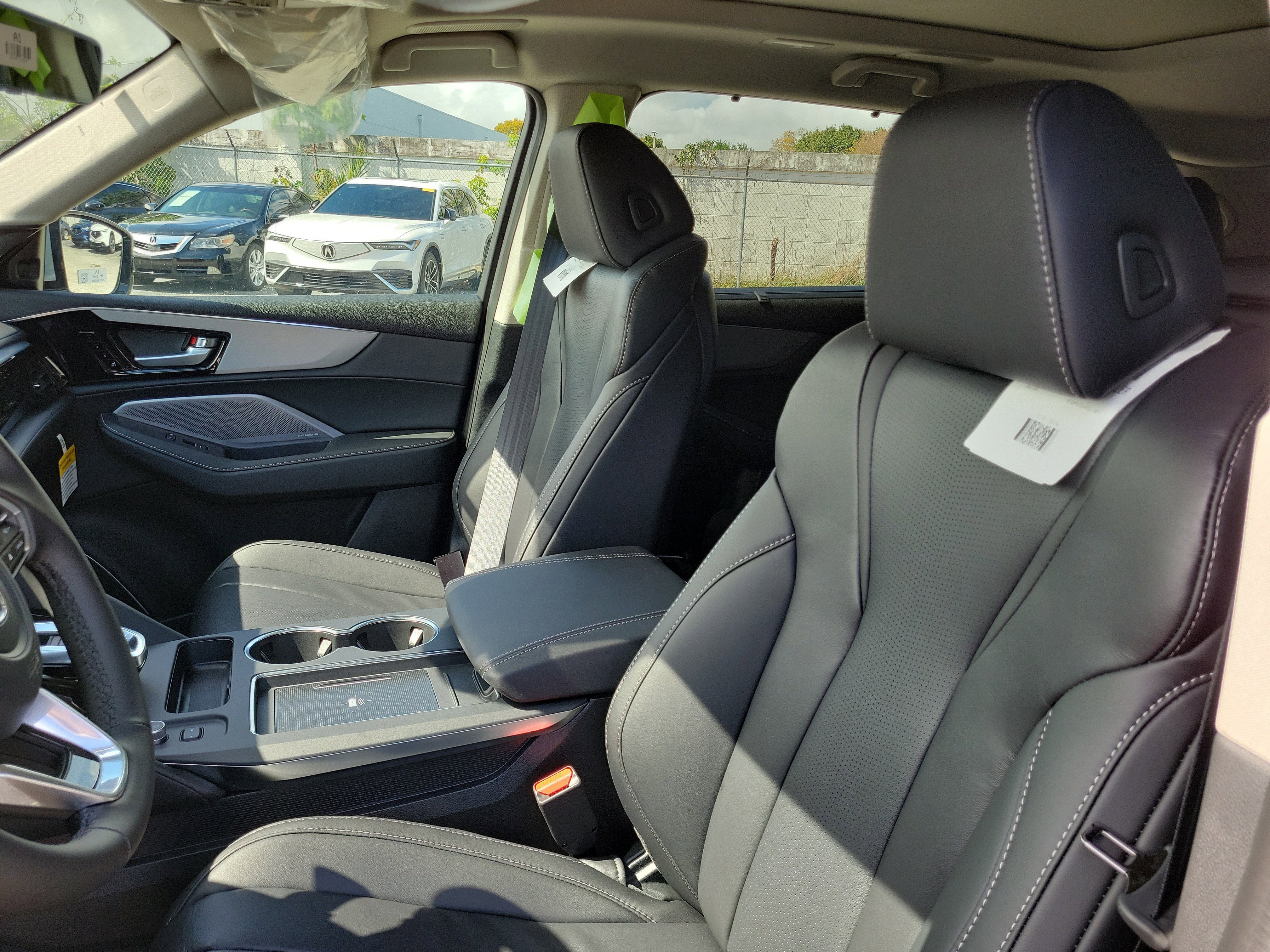 New 2026 Solar Silver Metallic Acura w/Technology Package image 8