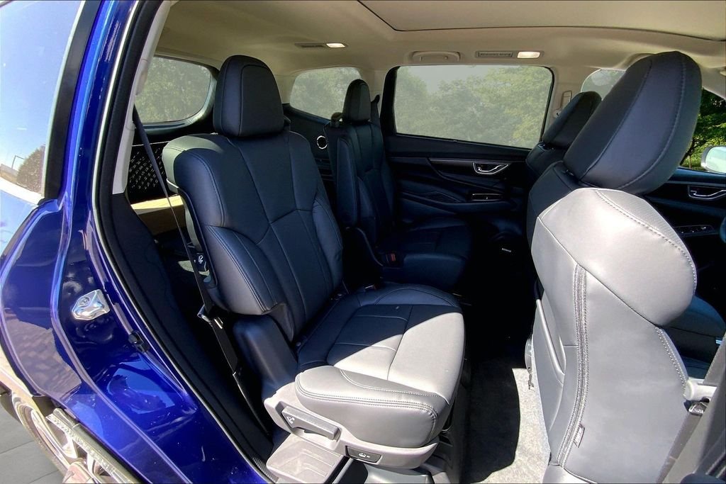 New 2026 SAPPHIRE BLUE PEARL Subaru Touring 7-Passenger image 10