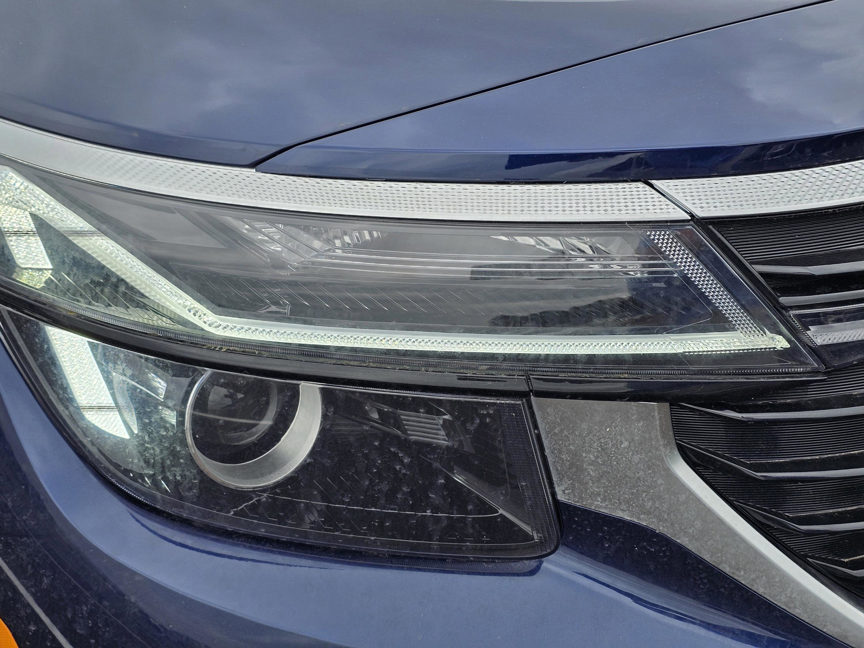 New 2026 Dark Ocean Blue Kia EX image 4