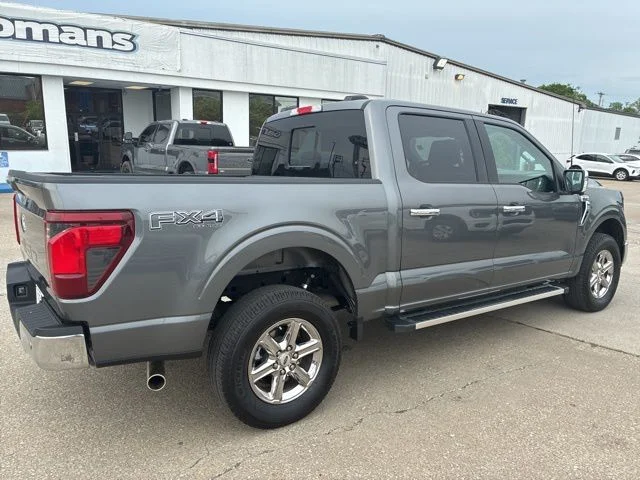 Used 2024 Carbonized Gray Metallic Ford XLT image 12