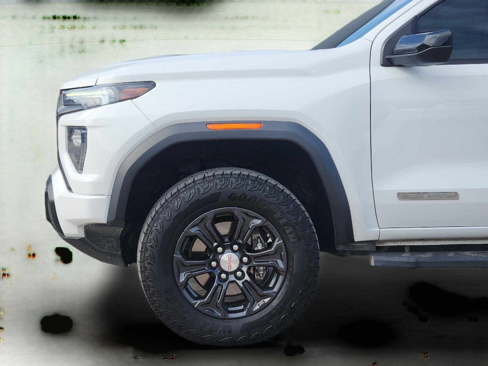 2023 GMC Canyon photo 9 of 34